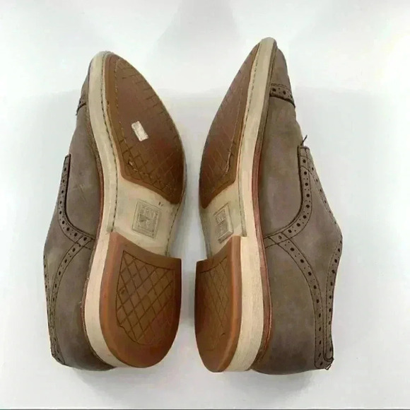 Frye mens wingtip Oxfords size 12 brown suede cap toe brogue main image 6